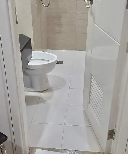 Apartment Zg-150newport Manila