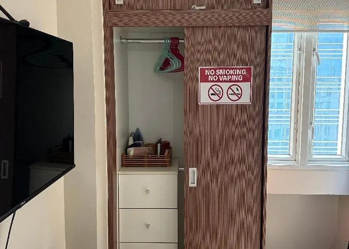 Zg-150newport Apartment Manila